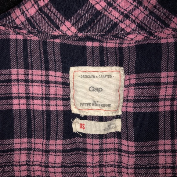 GAP - Fitted Boyfriend Plaid Button Down Shirt - Picture 4 of 4